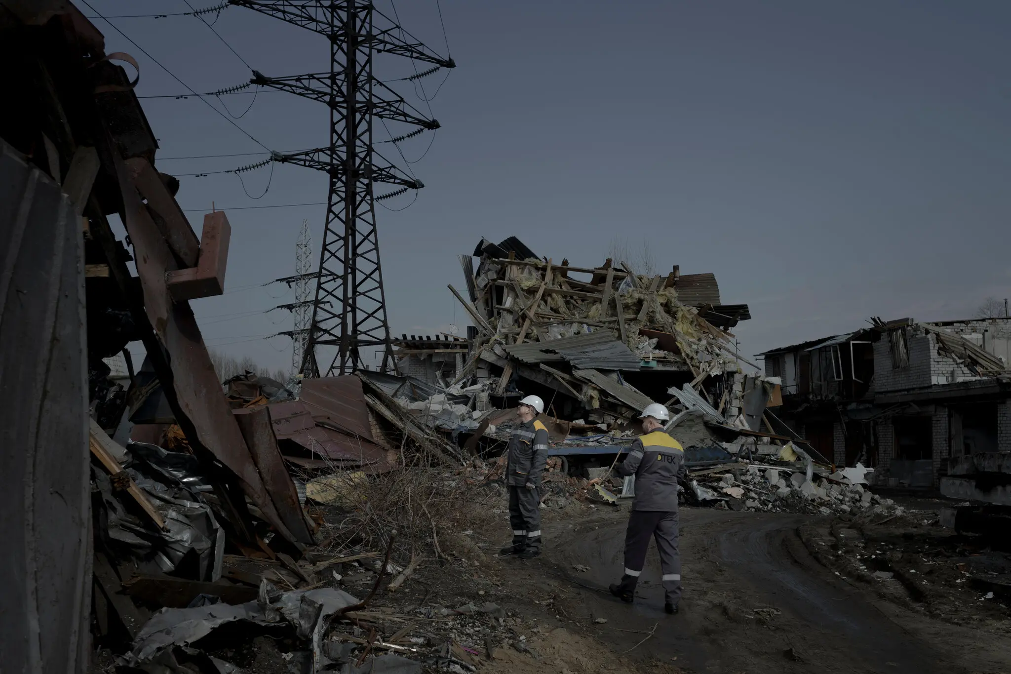 Гігавати для світла: як Україна відновлює енергетику після масованих атак і готується до нової складної зими